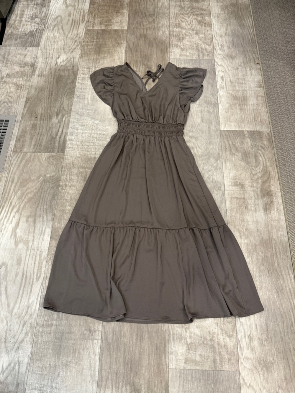GAP Tiered Midi Dress with Smocked Waist
